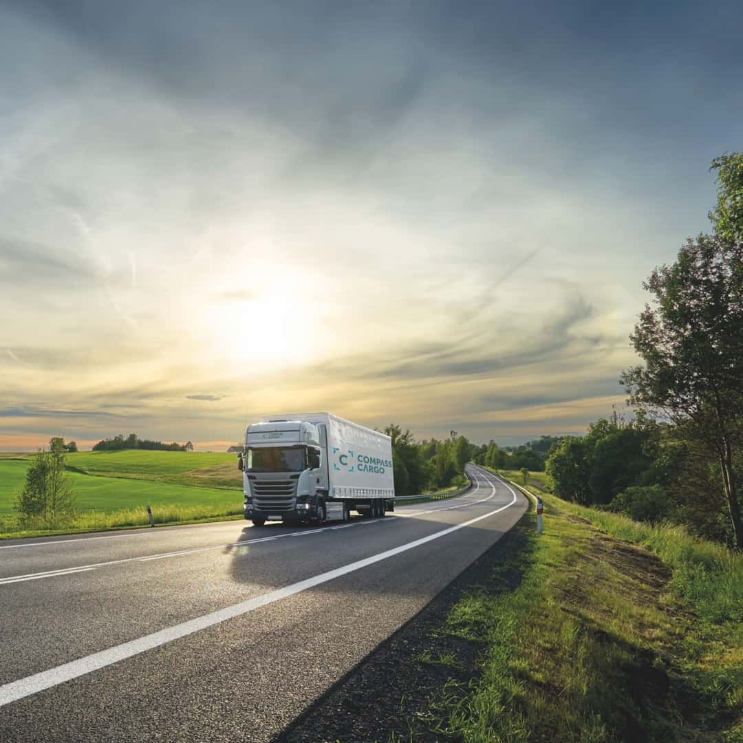 Få alt på plass i tide. Vi gjør transport enkelt og effektivt!